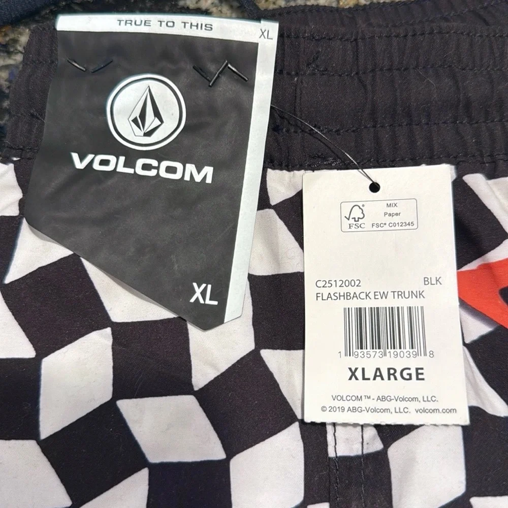 Volcom Flashback Trunk - Picture 10 of 10